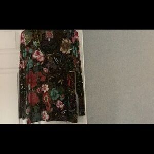 Like New Johnny Was Peace Favorite Long Sleeve Shirt Blouse Tee Size Large